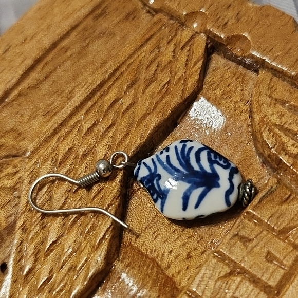 White & Blue Ceramic Earrings - Picture 3 of 6
